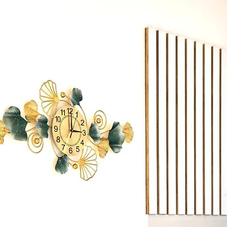 Central Beach Apartment * Saranda