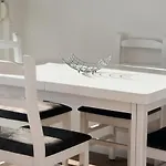 Central Beach Apartment