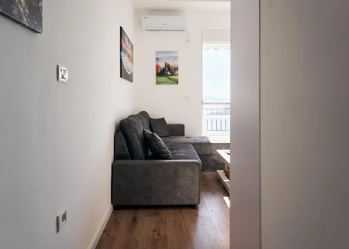 Central Beach Apartment Apartment Sarande