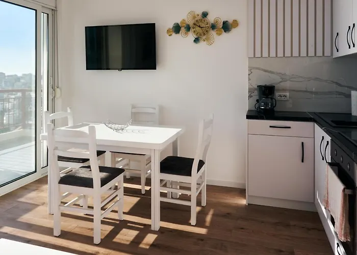 Apartment Central Beach Apartment Sarande